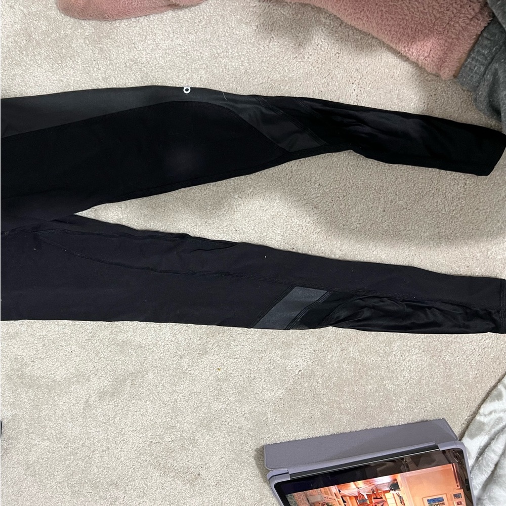 Black alo leggings